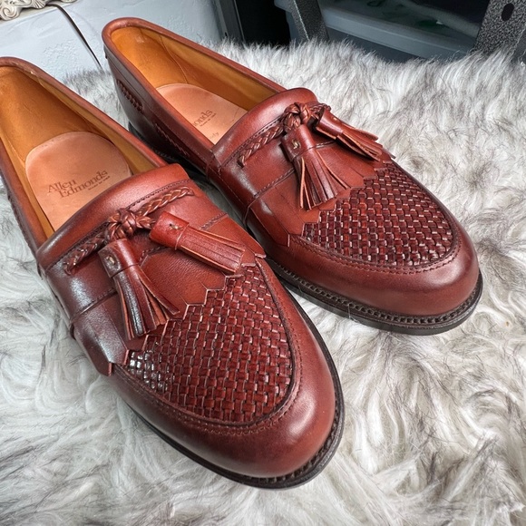 Allen Edmonds Men\'s Cody Tassel Loafer Cordovan Leather main image 12